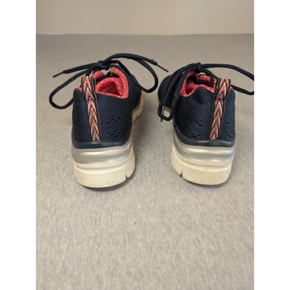 Skechers stylish pink activewear